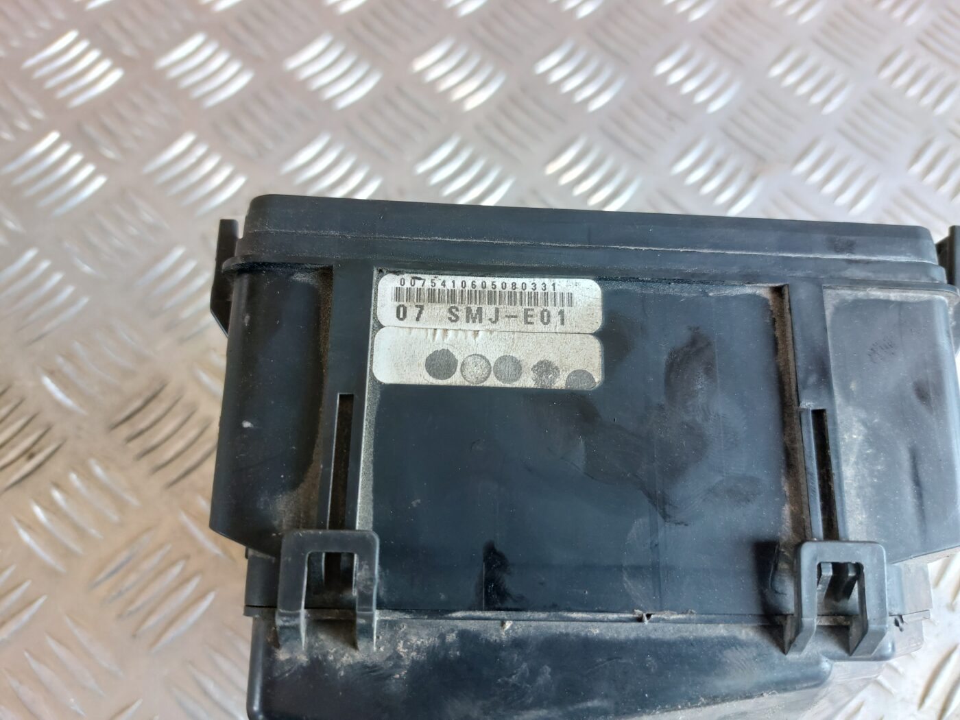 Drošinātāju bloks priekš HONDA CIVIC 2006 2 Drošinātāju bloks priekš HONDA CIVIC 2006