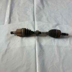 Pusass priekšējā kreisā priekš HONDA CIVIC 2006