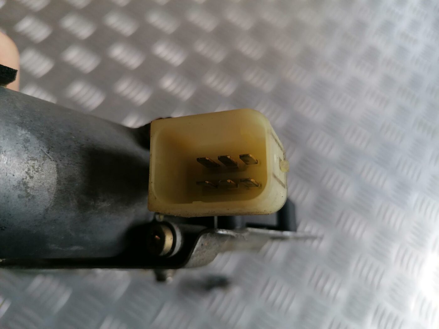 Stikla pacelšanas mehānisms priekšējais kreisais priekš VOLVO S80 2004