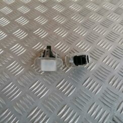 Numura zīmes apgaismojums priekš VOLVO S80 2004