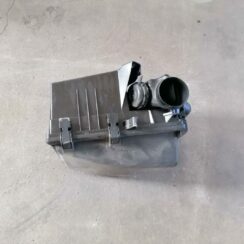 Gaisa filtra korpuss priekš VOLVO S80 2004