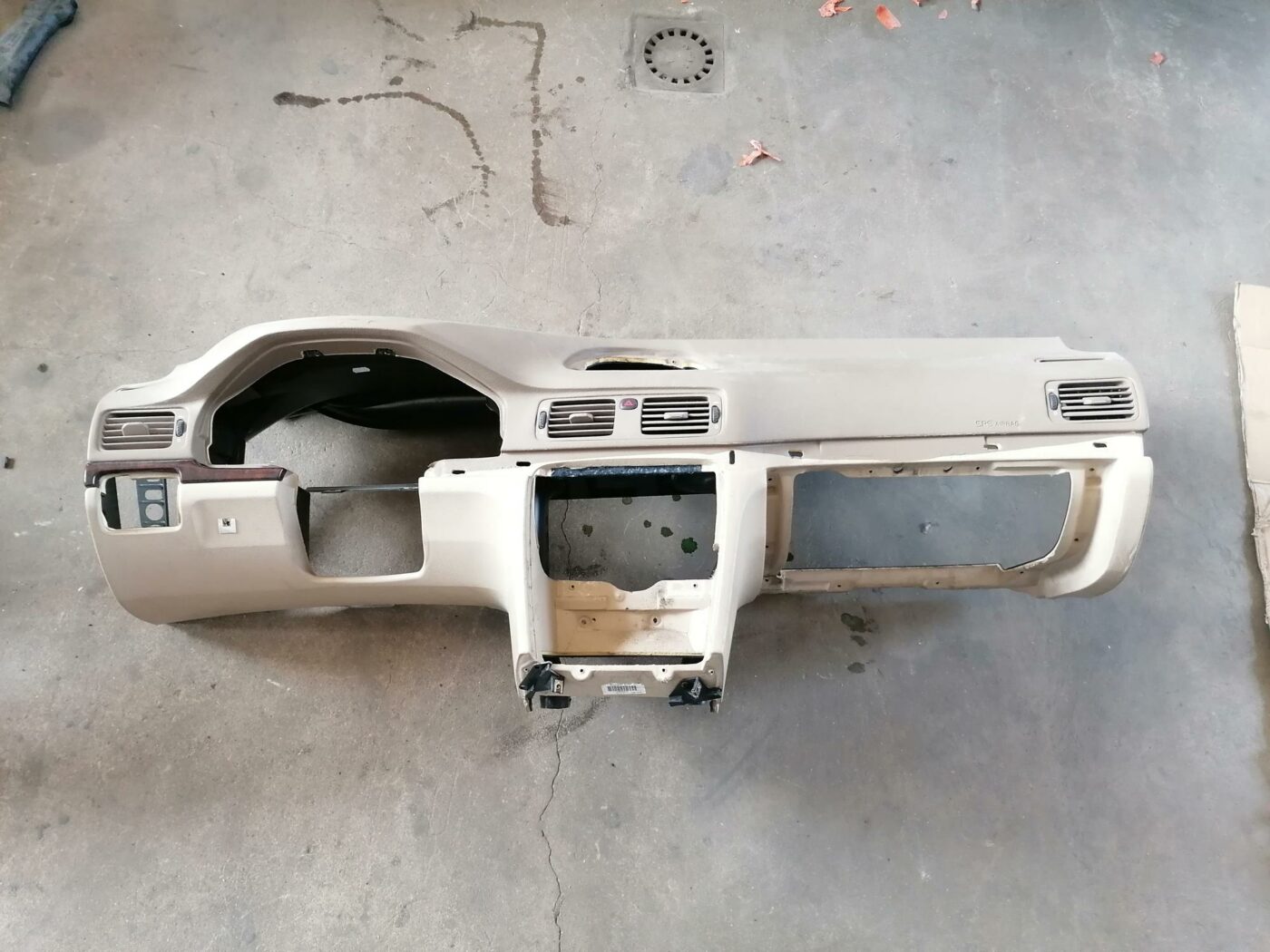 Mērinstrumentu panelis priekš VOLVO S80 2004