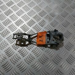 Durvju roktura iekšējais stiprinājums priekš VW JETTA 2008