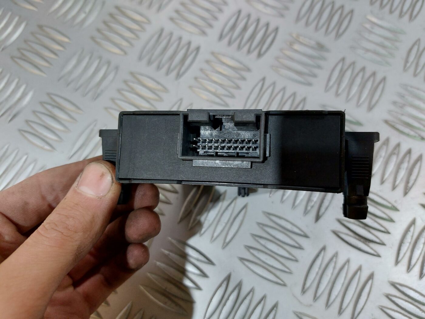 GATEWAY vadības bloks priekš VW JETTA 2008 3 GATEWAY vadības bloks priekš VW JETTA 2008