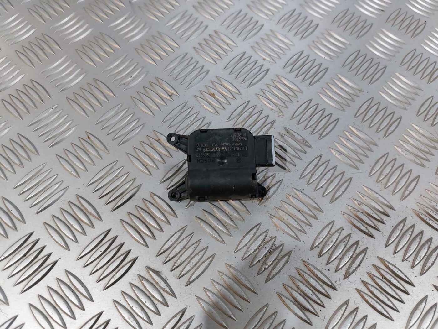 Apsildes sistēmas aktuators priekš VW JETTA 2008