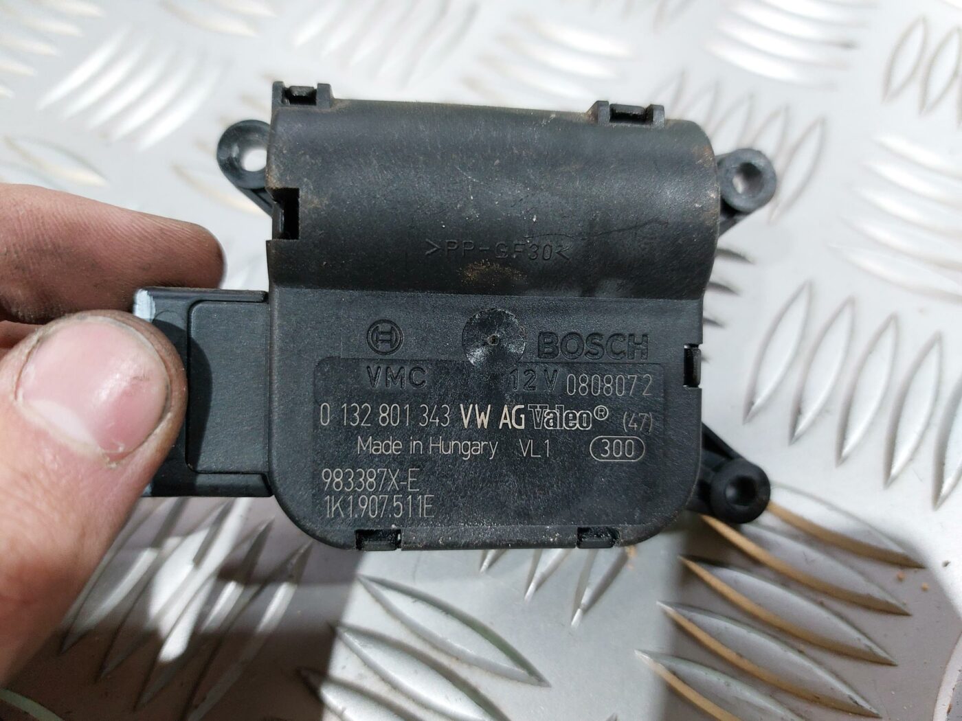 Apsildes sistēmas aktuators priekš VW JETTA 2008
