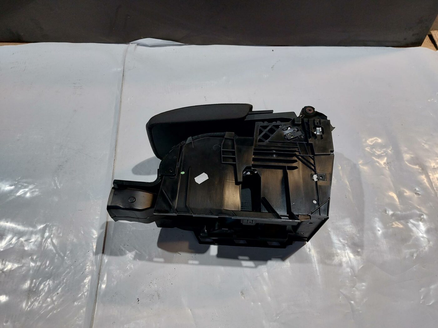 Roku balsts priekš VW JETTA 2008