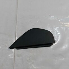 Mērinstrumentu paneļa sānu apdare priekš VW JETTA 2008