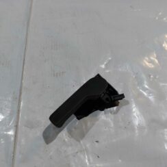 Pārsega atveršanas rokturis salonā priekš VW JETTA 2008