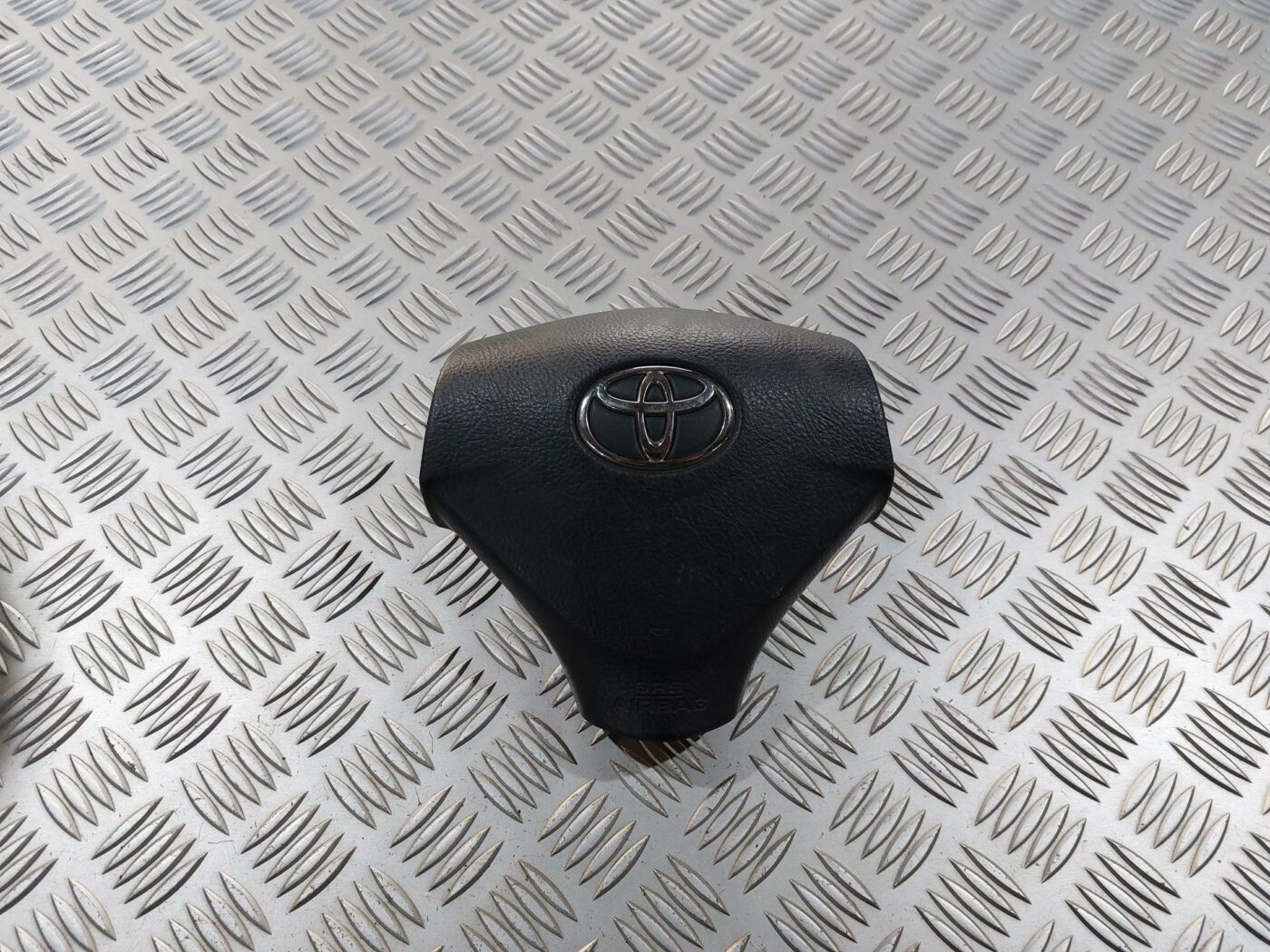 Stūres drošības spilvens priekš TOYOTA COROLLA VERSO 2006