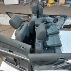 Sēdekļu komplekts priekš TOYOTA COROLLA VERSO 2006