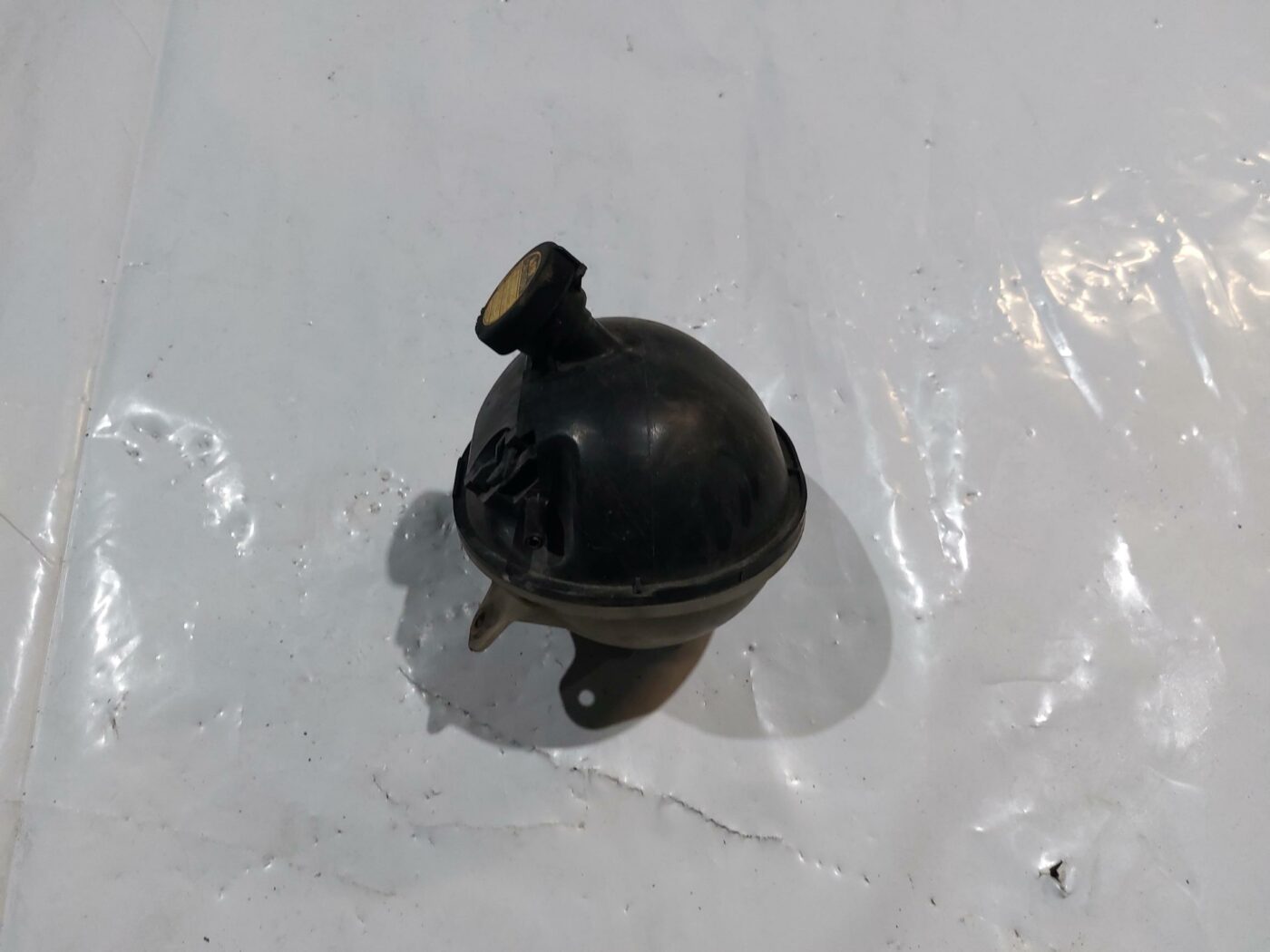 Dzesēšanas šķidruma tvertne priekš TOYOTA COROLLA VERSO 2006