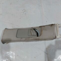 Vidējas salona statnes apdare priekš TOYOTA COROLLA VERSO 2006