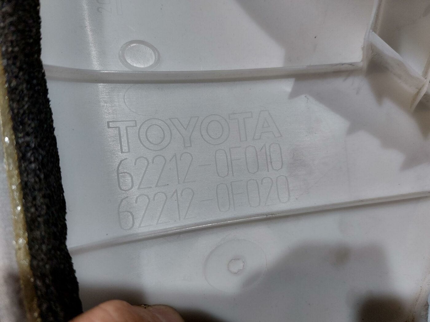 Priekšējas salona statnes apdare priekš TOYOTA COROLLA VERSO 2006 3 Priekšējas salona statnes apdare priekš TOYOTA COROLLA VERSO 2006