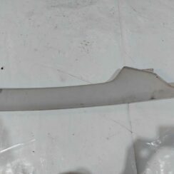 Priekšējas salona statnes apdare priekš TOYOTA COROLLA VERSO 2006