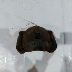 Priekšējais labais suports priekš TOYOTA COROLLA VERSO 2006