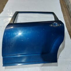 Aizmugurējās kreisās durvis priekš TOYOTA COROLLA VERSO 2006