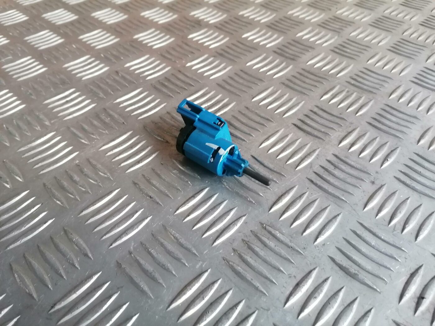 Bremžu signāla slēdzis priekš FORD GALAXY 2005 1 Bremžu signāla slēdzis priekš FORD GALAXY 2005