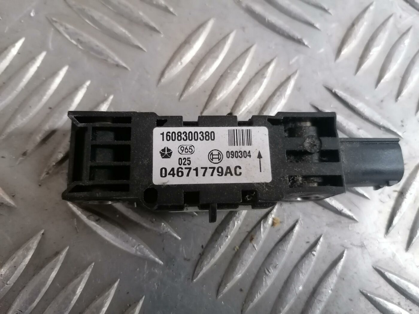 Drošības spilvena trieciensensors priekš CHRYSLER SEBRING 2006 2 Drošības spilvena trieciensensors priekš CHRYSLER SEBRING 2006