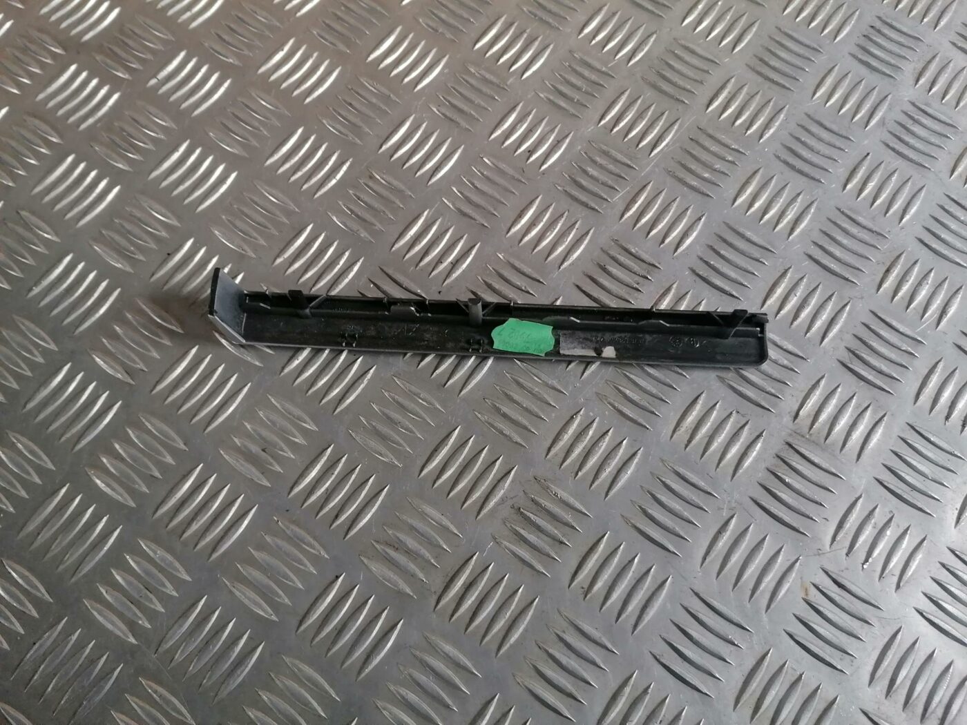 Mērinstrumentu paneļa dekoratīvā uzlika priekš FORD GALAXY 2005