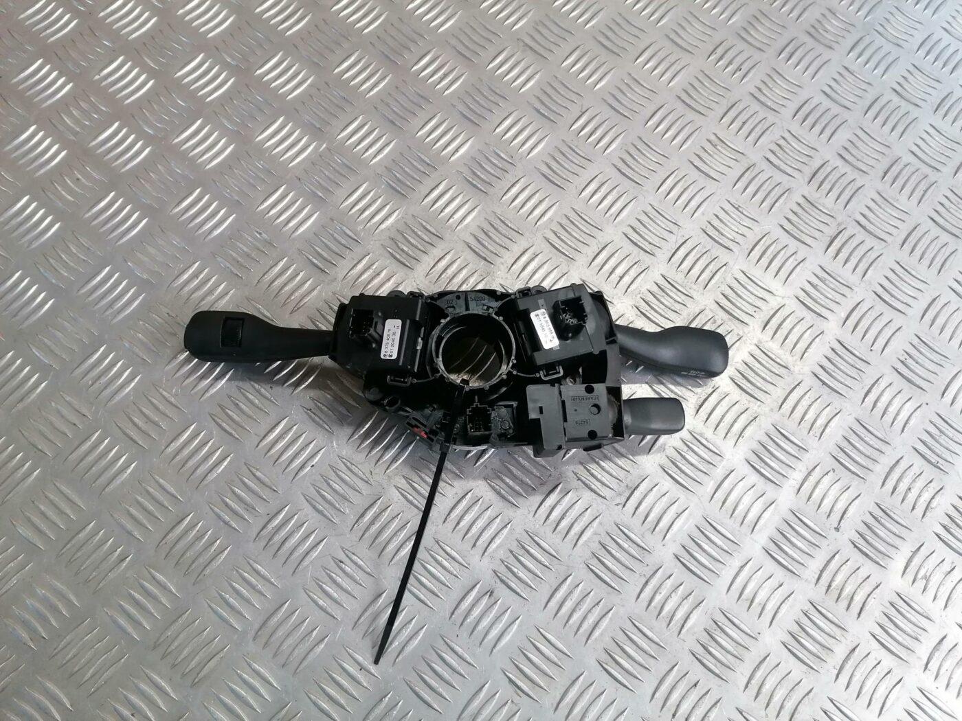 Stūres statnes slēdzis priekš BMW 530D E39 2001 TOURING