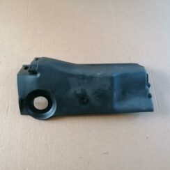 Dzinēja dekoratīva vāka daļa priekš BMW 530D E39 2001 TOURING