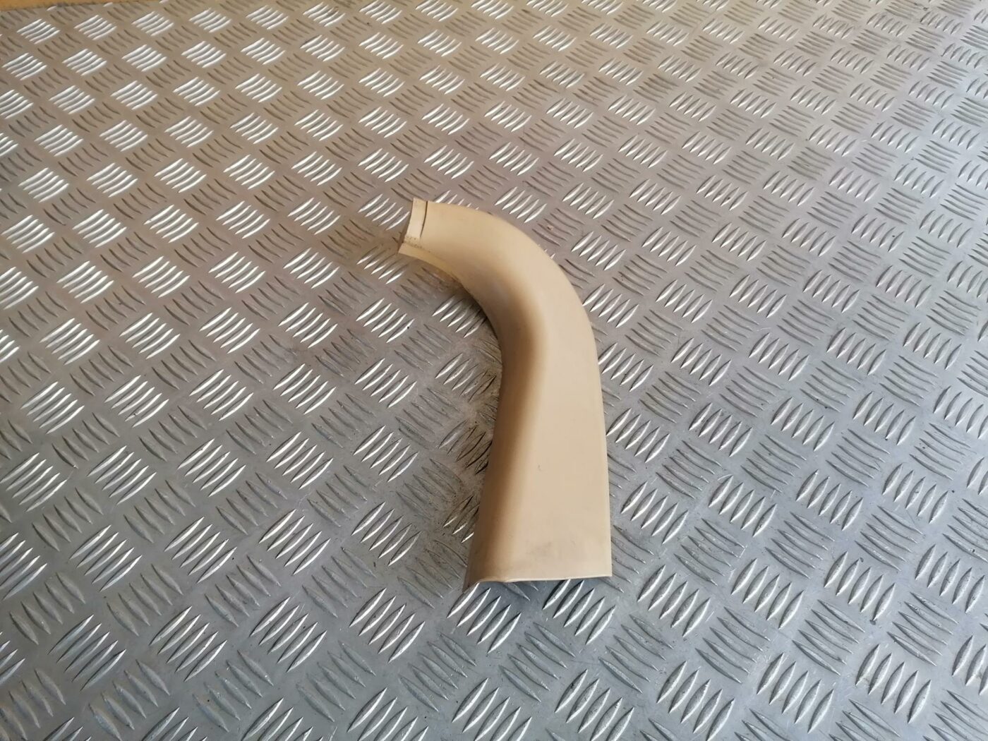 Sliekšņa priekšēja laba uzlika (salonā) priekš BMW 530D E39 2001 TOURING 1 Sliekšņa priekšēja laba uzlika (salonā) priekš BMW 530D E39 2001 TOURING