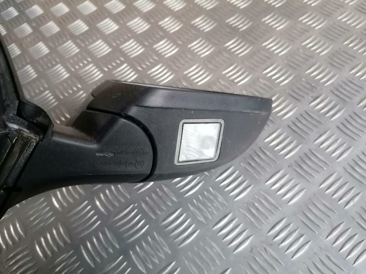 Ārējais spogulis, pa labi priekš FORD MONDEO 2007 3 Ārējais spogulis, pa labi priekš FORD MONDEO 2007