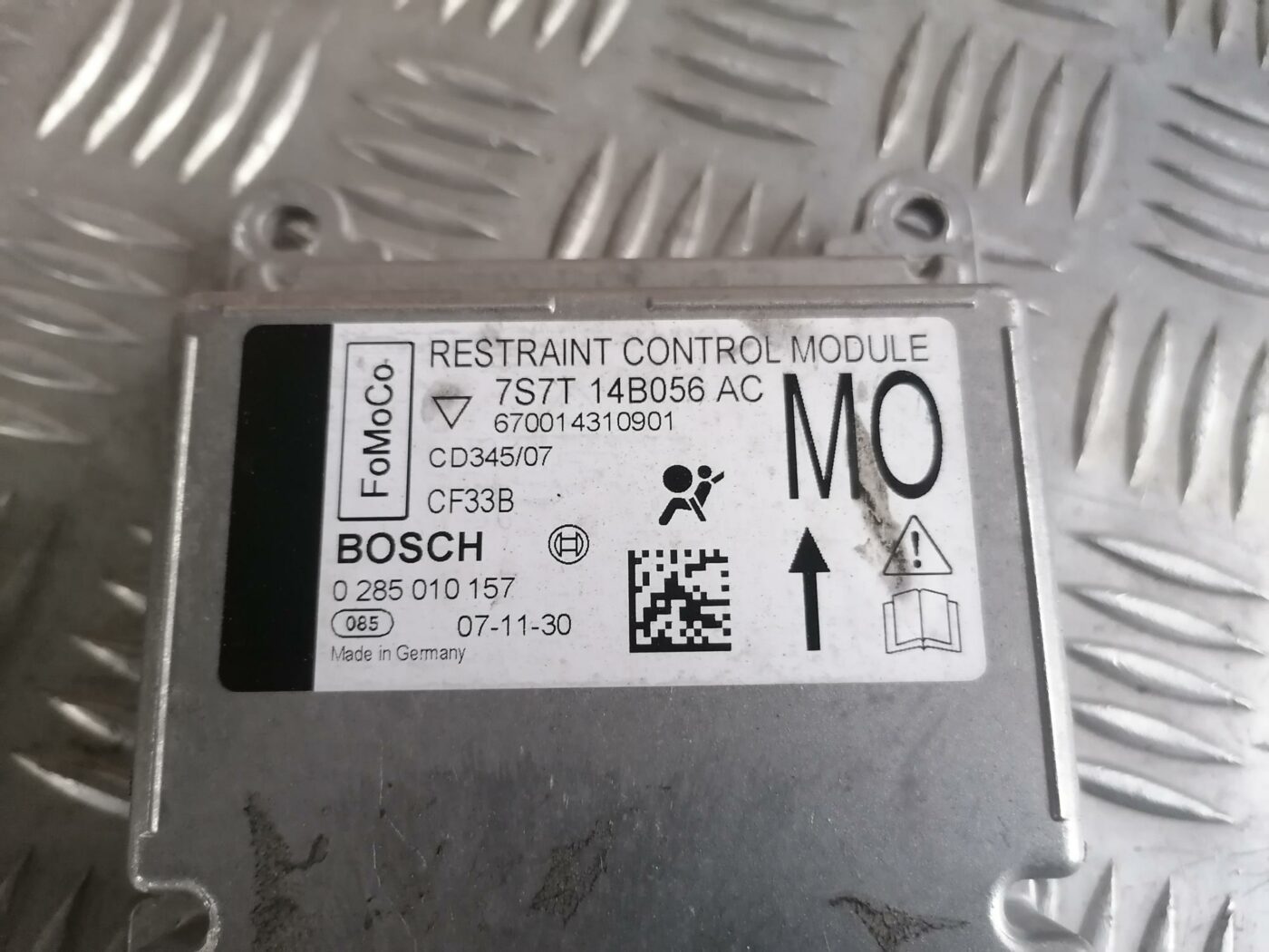 Drošības spilvena vadības bloks priekš FORD MONDEO 2007 4 Drošības spilvena vadības bloks priekš FORD MONDEO 2007