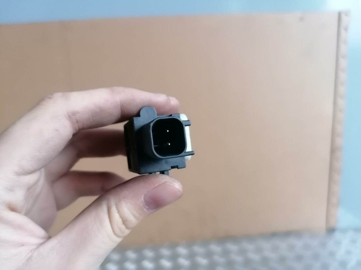 Drošības spilvena trieciensensors priekš FORD MONDEO 2007 2 Drošības spilvena trieciensensors priekš FORD MONDEO 2007