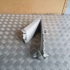 Aizmugurējas salona statnes apdare priekš FORD MONDEO 2007