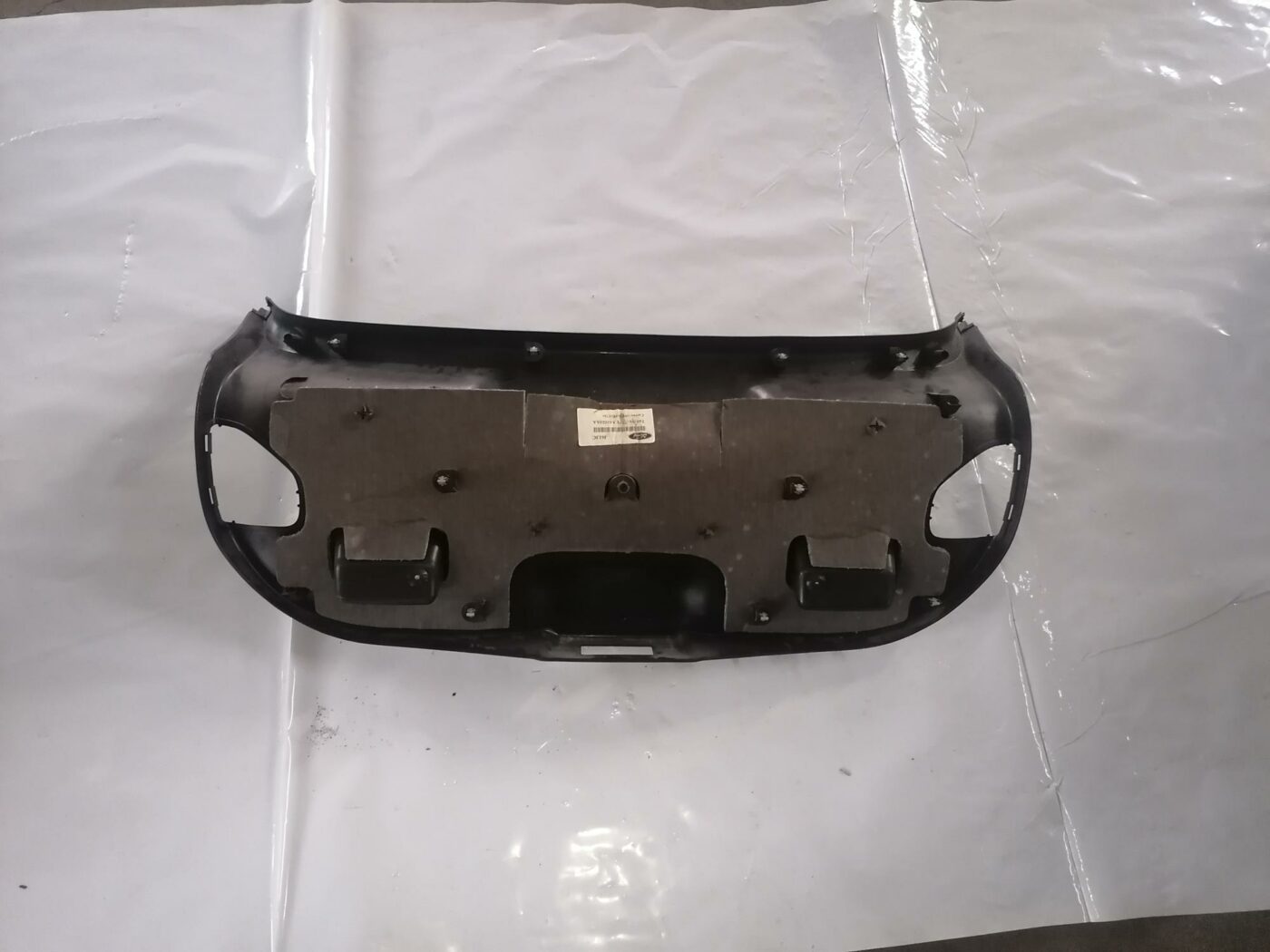 Bagāžnieka vāka liela apdare priekš FORD MONDEO 2007 2 Bagāžnieka vāka liela apdare priekš FORD MONDEO 2007