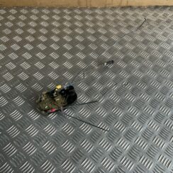 Priekšējo kreiso durvju slēdzene priekš CHRYSLER SEBRING 2006