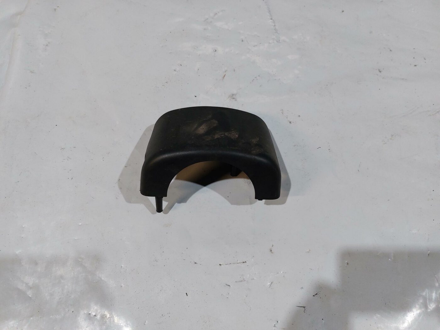 Stūres statnes putekļu aizsargs (salonā) priekš CHRYSLER VOYAGER 2006 1 Stūres statnes putekļu aizsargs (salonā) priekš CHRYSLER VOYAGER 2006