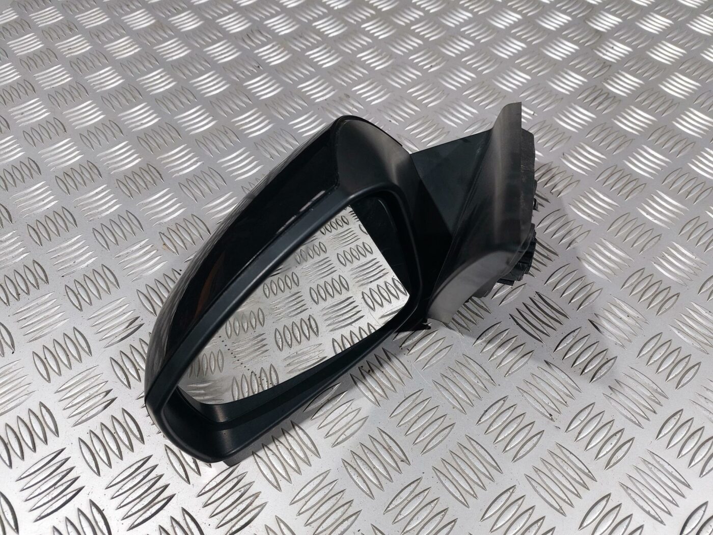 Ārējais spogulis, pa kreisi priekš RENAULT LAGUNA 2011 1 Ārējais spogulis, pa kreisi priekš RENAULT LAGUNA 2011