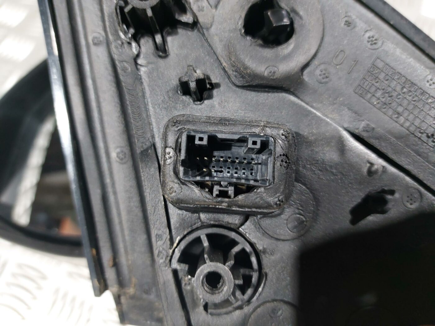 Ārējais spogulis, pa kreisi priekš RENAULT LAGUNA 2011 3 Ārējais spogulis, pa kreisi priekš RENAULT LAGUNA 2011