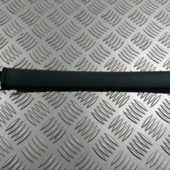 Aizmugurējo kreiso durvju apdare priekš RENAULT LAGUNA 2011