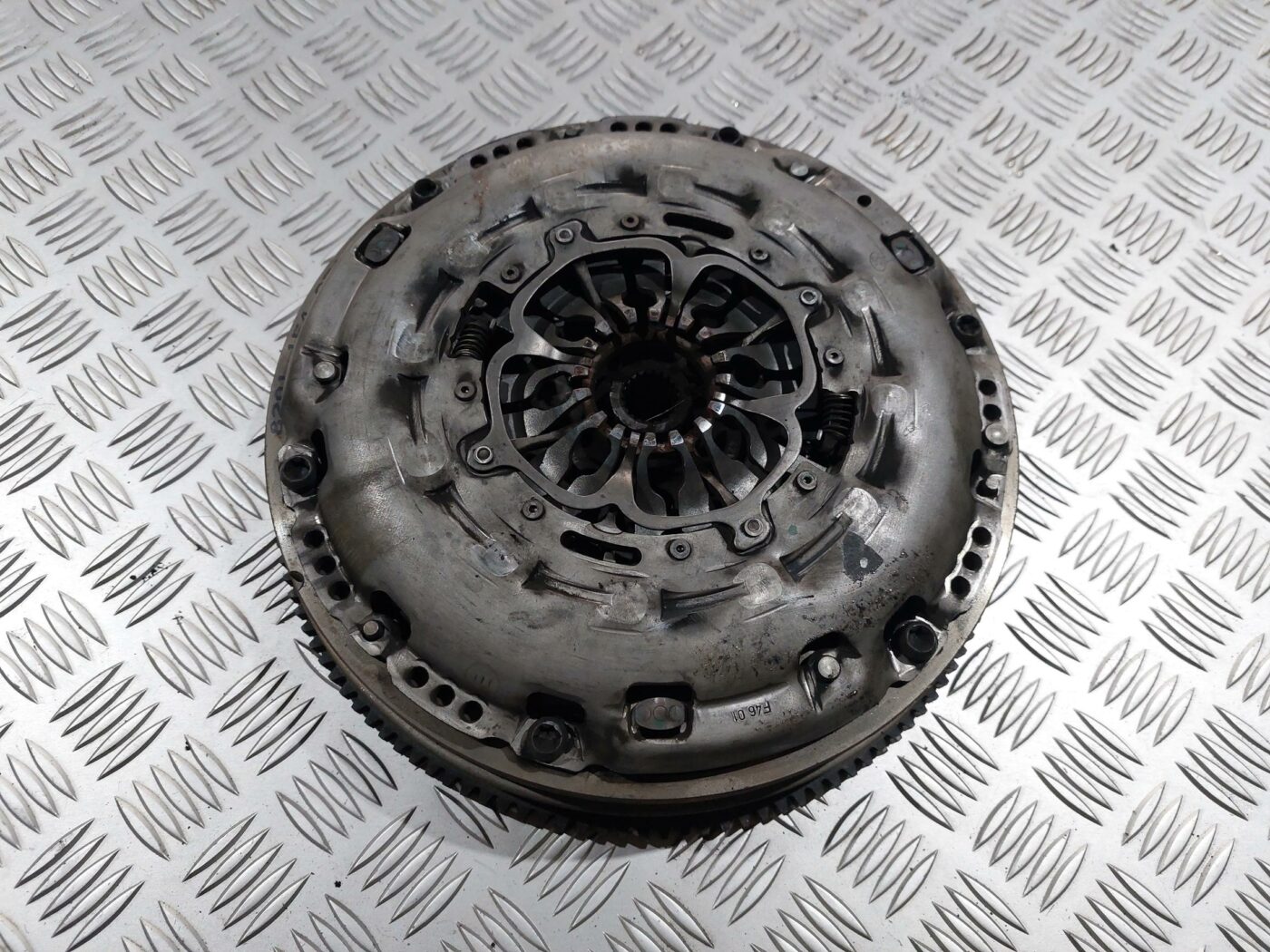 Sajūga komplekts priekš RENAULT LAGUNA 2011