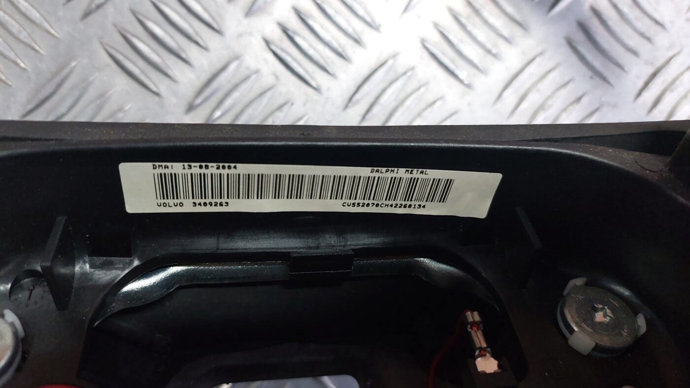 Stūre priekš VOLVO S40 2004 Black 5 Stūre priekš VOLVO S40 2004 Black