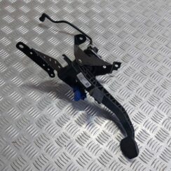 Sajūga pedālis priekš VOLVO S40 2004 Black