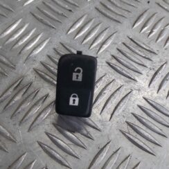 Atvēršanas/aizvēršanas poga priekš VOLVO S40 2004 Black