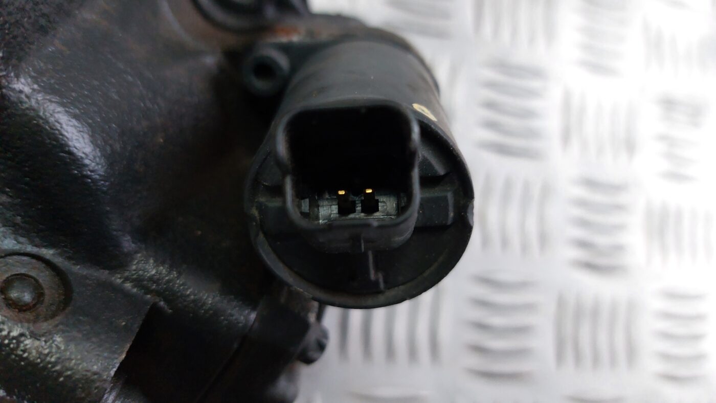 Augstspiediena degvielas sūknis priekš VOLVO S40 2004 Black