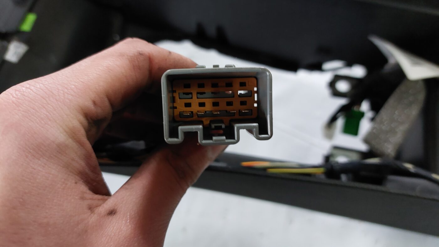 Centrālās konsoles apdares lielākā daļa priekš VOLVO S40 2004 Black