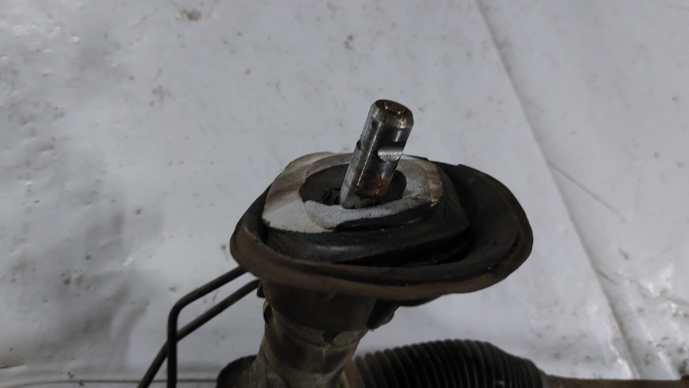 Stūres mehānisms priekš VOLVO S40 2004 Black