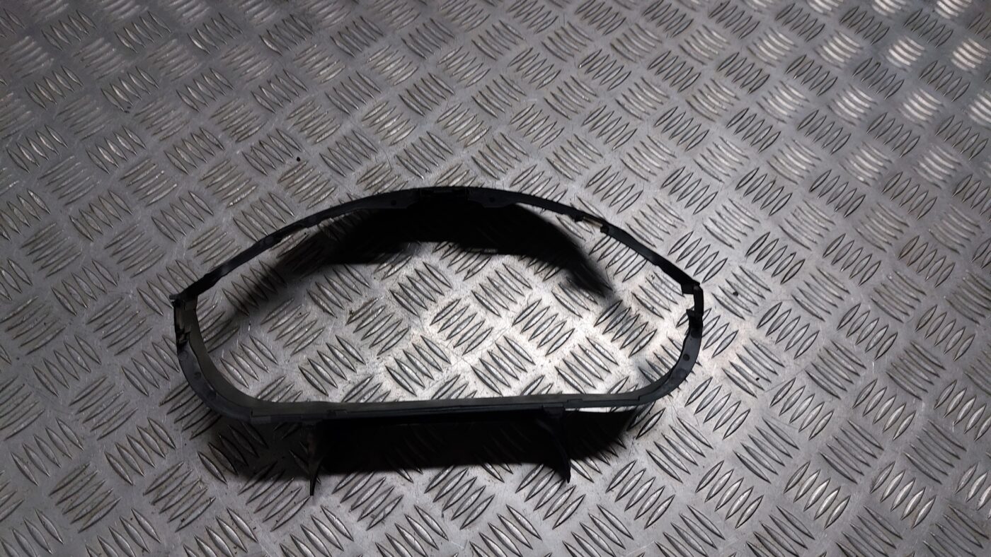 Spidometra apdare priekš MITSUBISHI COLT 2007