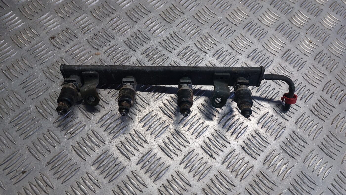 Degvielas sadales caurule priekš MITSUBISHI COLT 2007