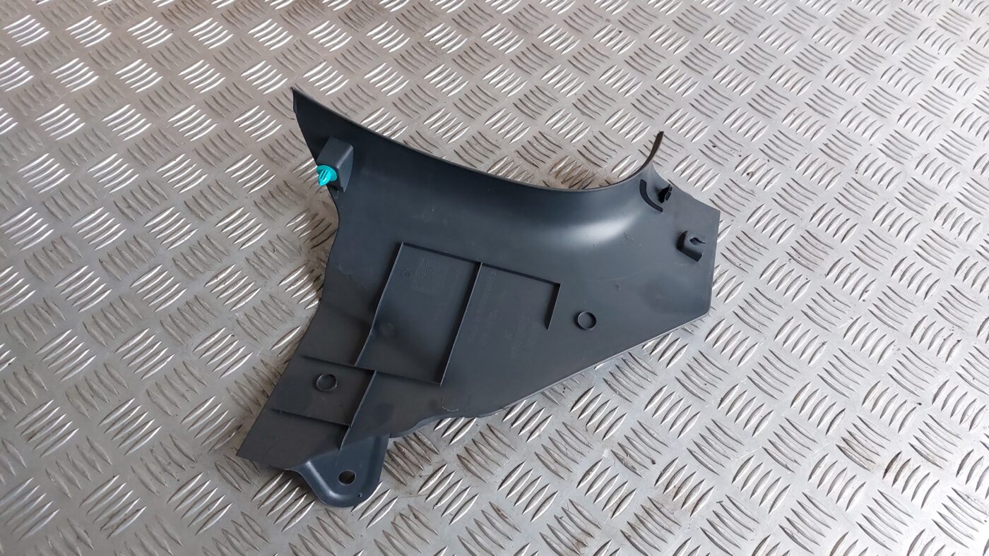 Sliekšņa priekšēja kreisa uzlika (salonā) priekš MITSUBISHI COLT 2007