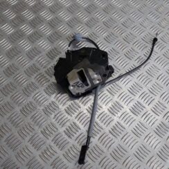 Priekšējo kreiso durvju slēdzene priekš VOLVO V60 2012