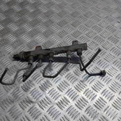 Degvielas sadales caurule priekš VOLVO V60 2012