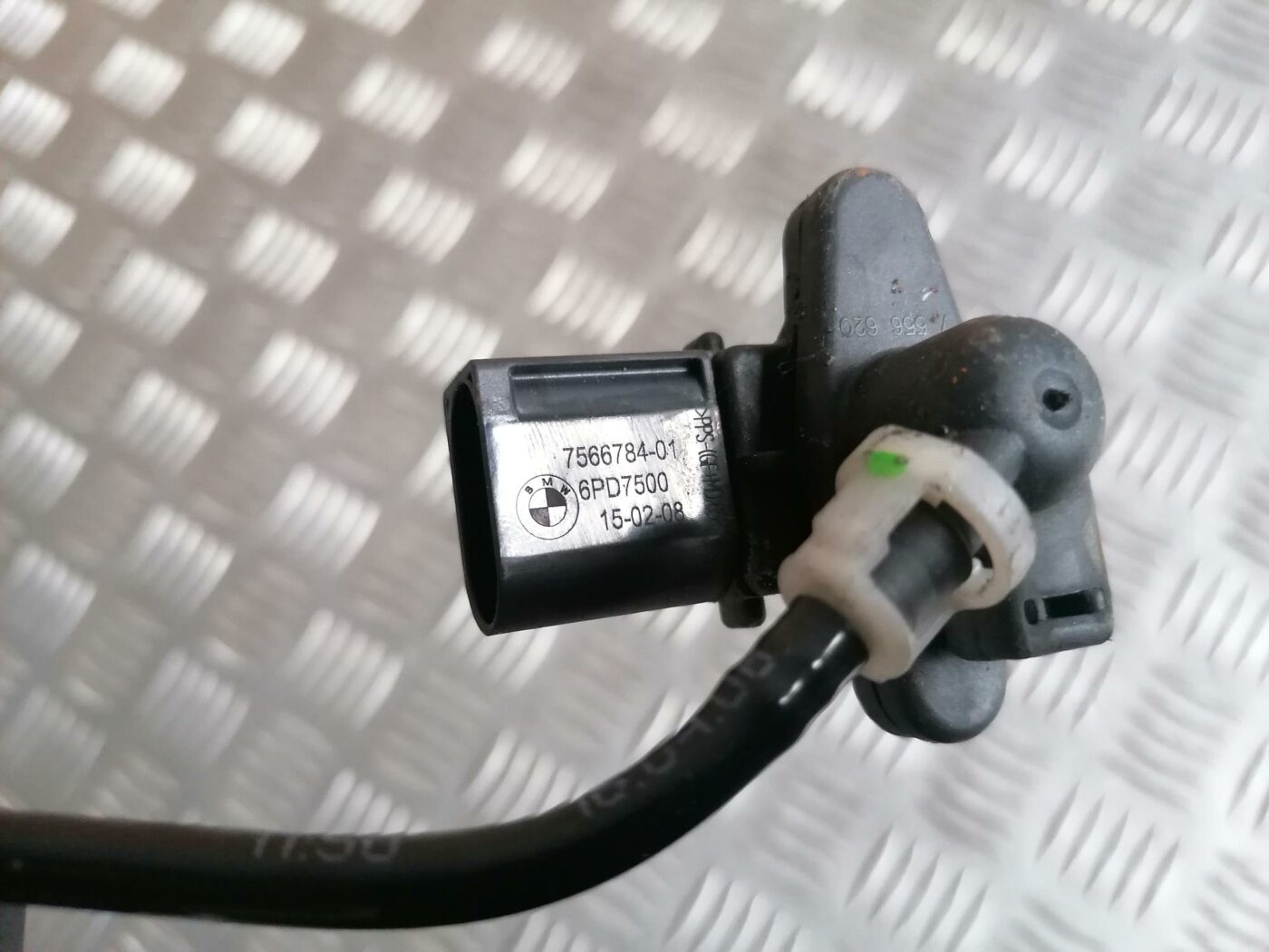 Gaisa spiediena devējs priekš BMW 123 E87 2008 BLACK 2 Gaisa spiediena devējs priekš BMW 123 E87 2008 BLACK